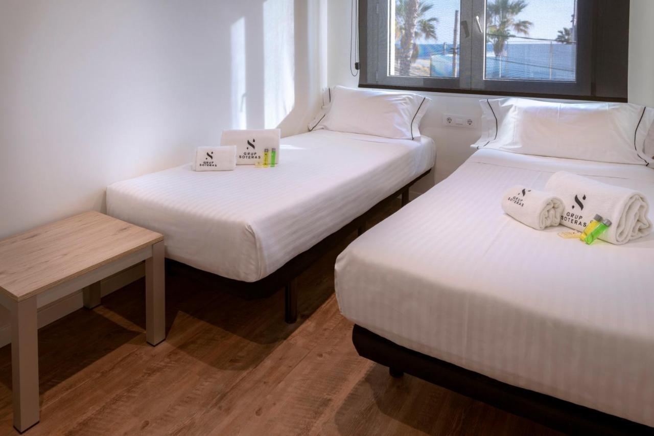 Apartments Playa De Кастелдефелс Екстериор снимка