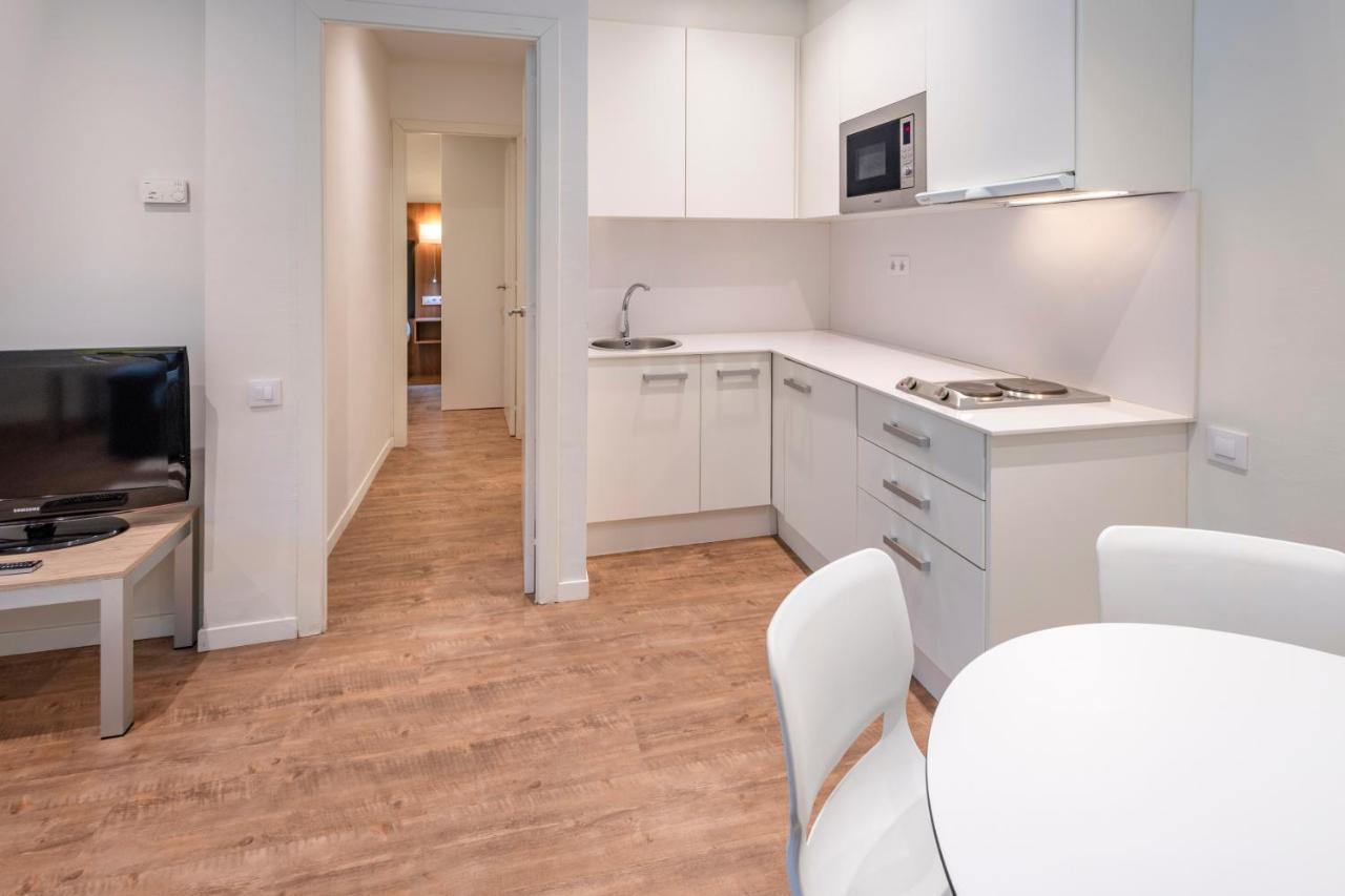 Apartments Playa De Кастелдефелс Екстериор снимка