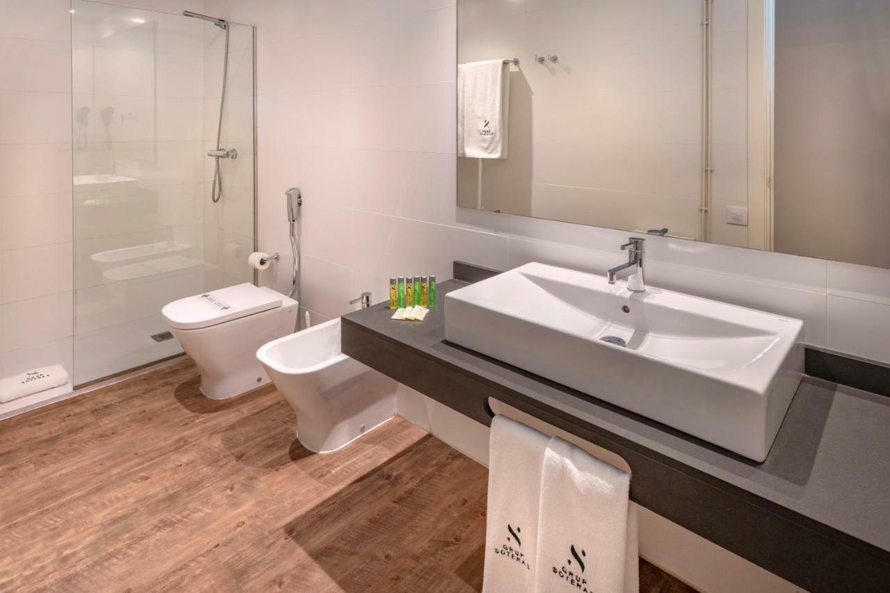 Apartments Playa De Кастелдефелс Екстериор снимка